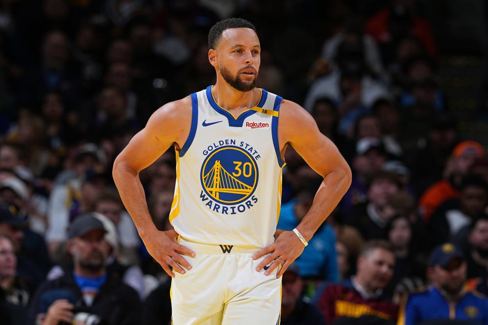 后防线对高 后防线对高